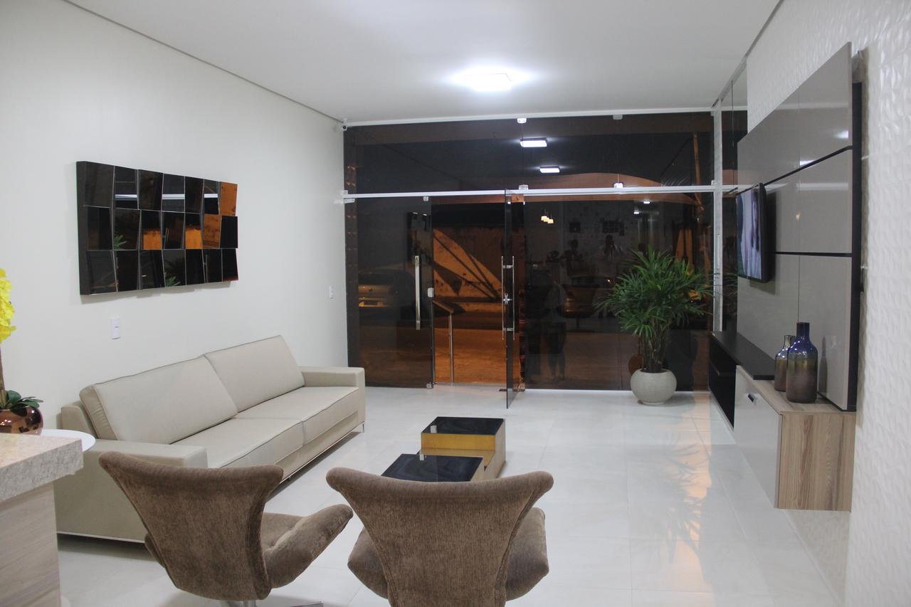 Hotel Executive Делмиро Гоувейя Екстериор снимка